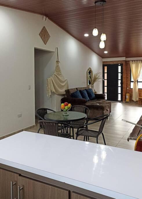 Hermosa Casa Campestre Moderna "Rancho La Marina" Chiquinquira  Exterior foto